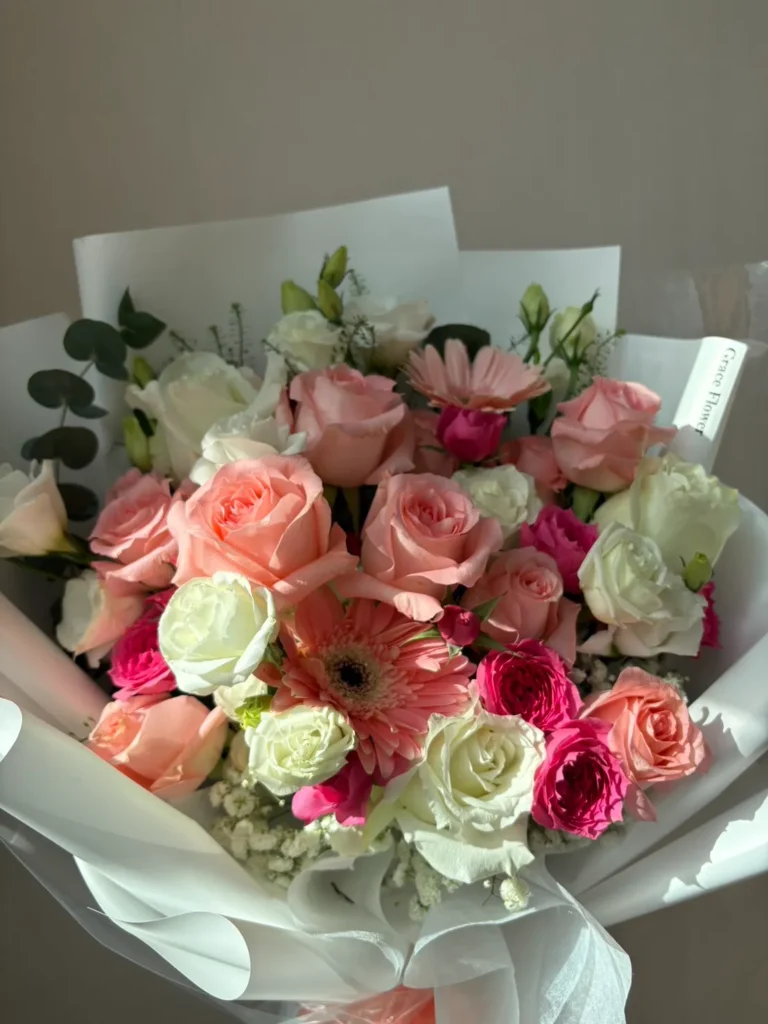 ช่อดอกกุหลาบ Rosalie Glow
