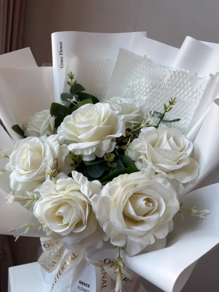 ช่อดอกไม้ประดิษฐ์ White Breeze
