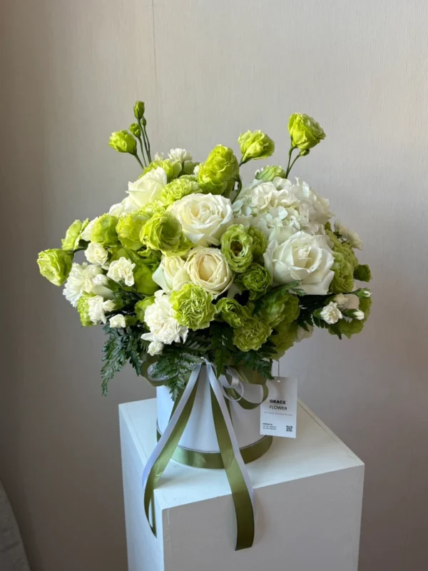 กล่องดอกไม้สด Greenery Symphony