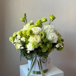 กล่องดอกไม้สด Greenery Symphony - Image 3