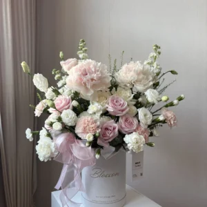 กล่องดอกไม้สด Soft Pastel Peony - Image 4
