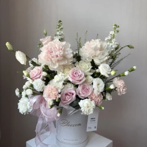 กล่องดอกไม้สด Soft Pastel Peony - Image 2