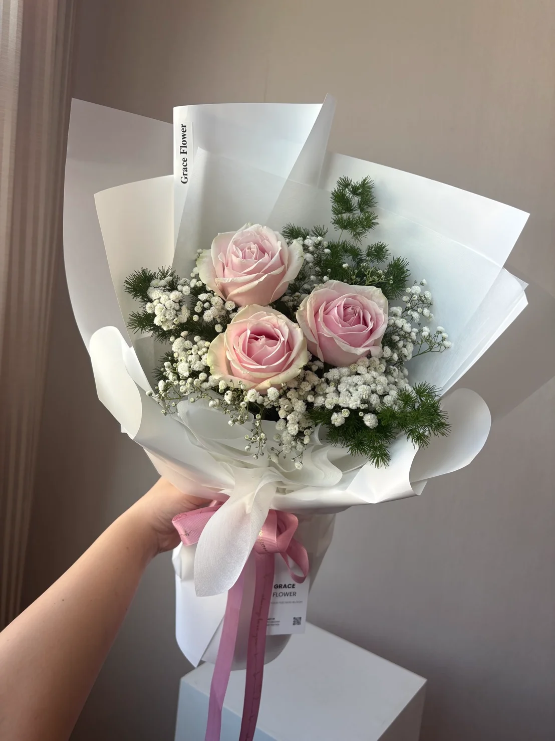 ช่อดอกไม้สด Blush Serenade